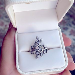 AUTHENTIC Pandora Sparkling Leaves Ring